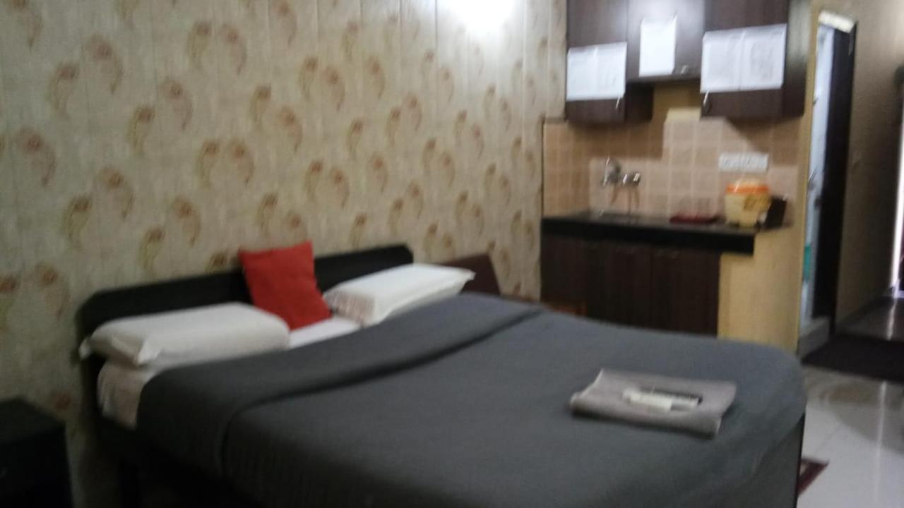 Hotel O Hya'S Homestay Ντεχραντούν Εξωτερικό φωτογραφία