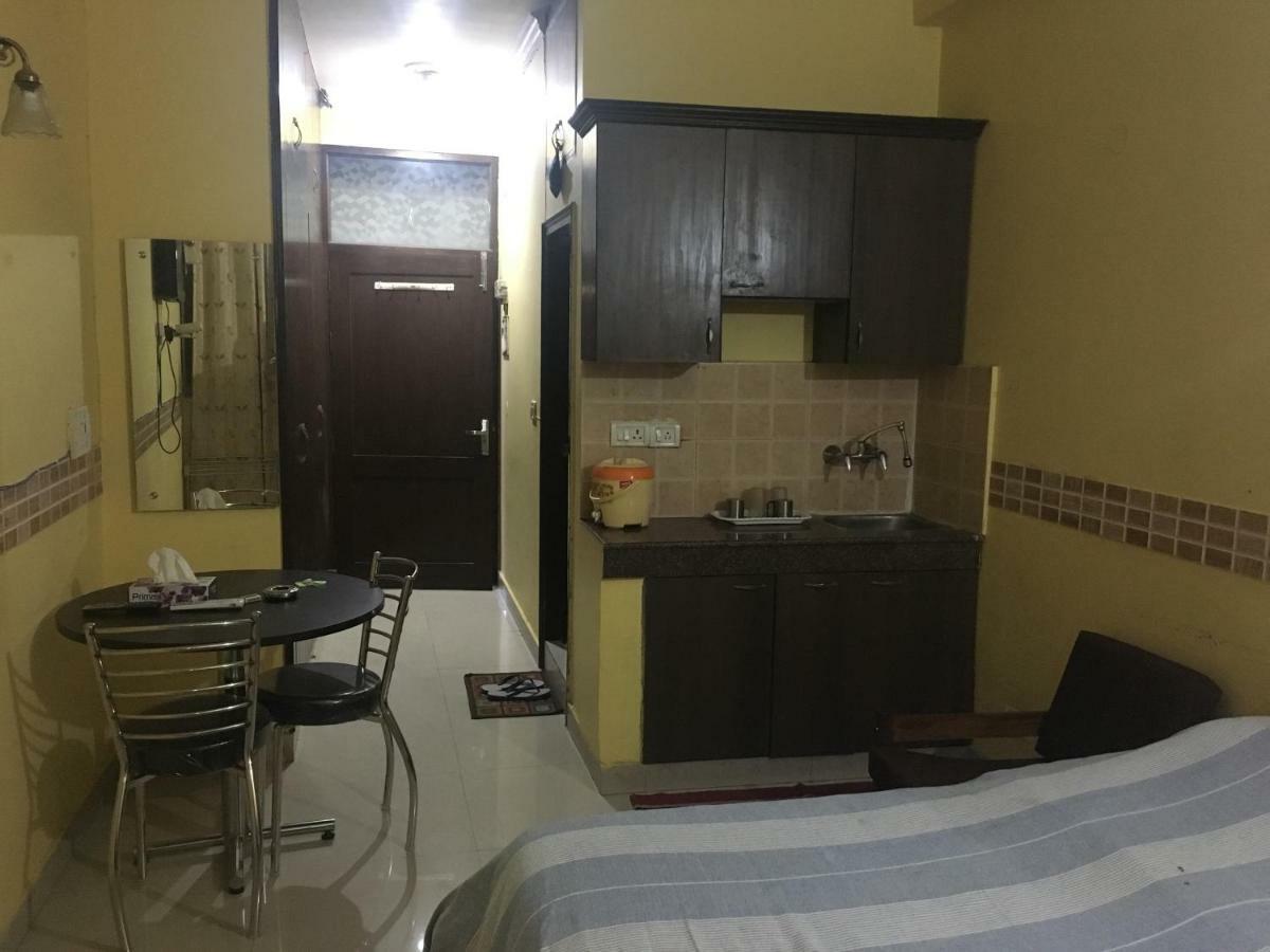 Hotel O Hya'S Homestay Ντεχραντούν Εξωτερικό φωτογραφία