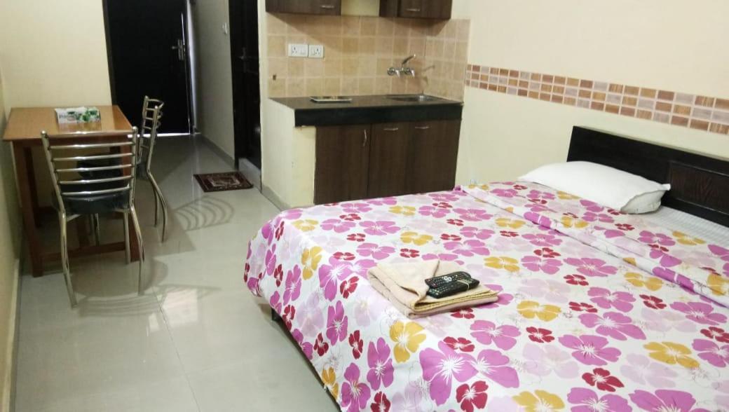 Hotel O Hya'S Homestay Ντεχραντούν Εξωτερικό φωτογραφία